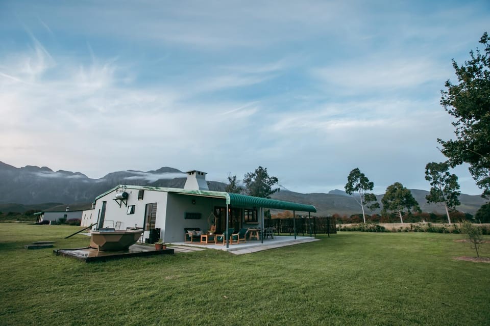 Farm stay near Greyton, Western Cottage. House in Western Cape