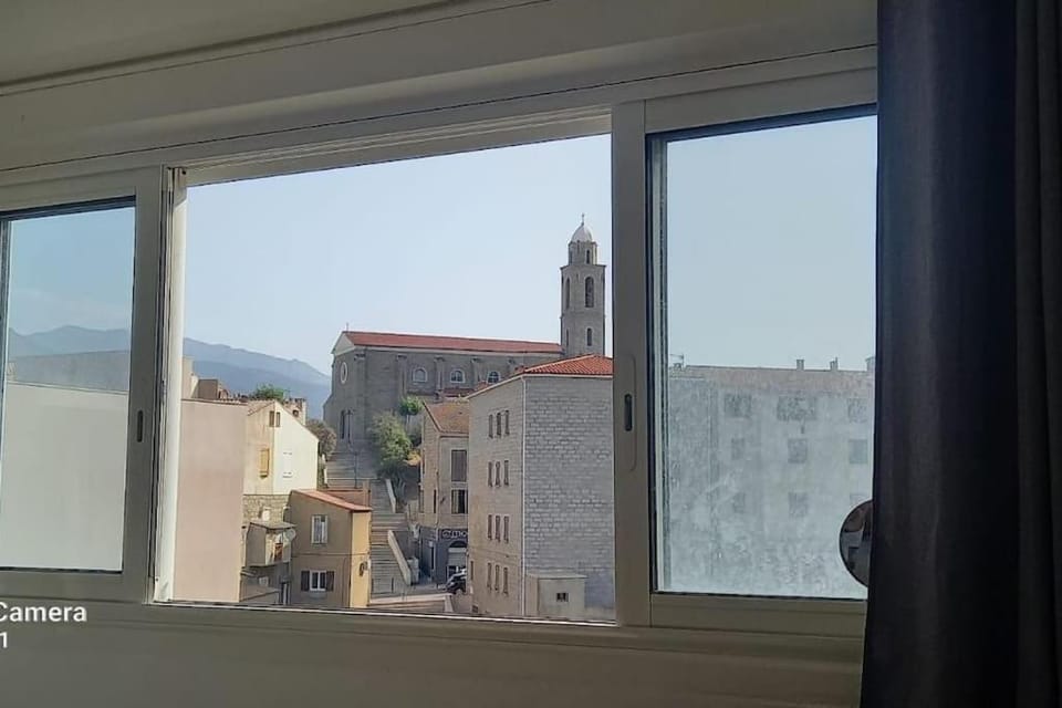City view, Mountain view