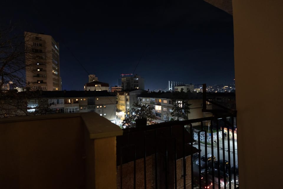 Etern Stays IEG - Maroon Apartment Apartment in Serbia