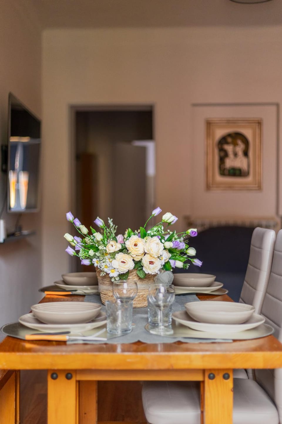 Decorative detail, Dining area, Lunch