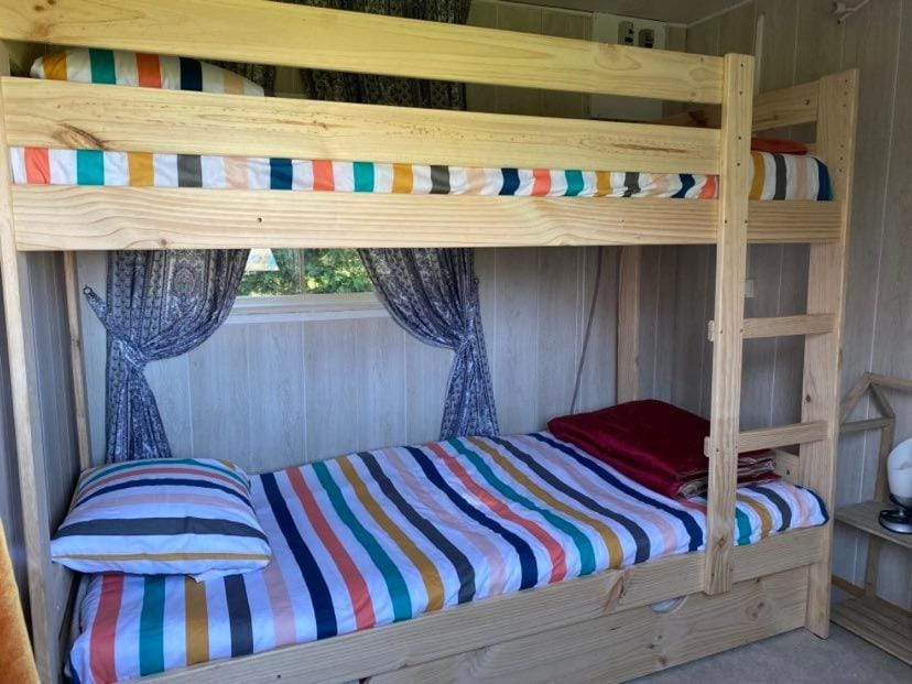 Gîte pèlerin - "Les Sources" - Chambres Dortoirs Luxury tent in Occitanie