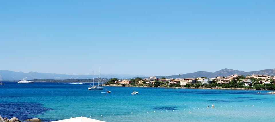 Nearby landmark, Natural landscape