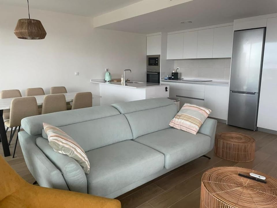 Kitchen or kitchenette, Living room, Seating area, minibar