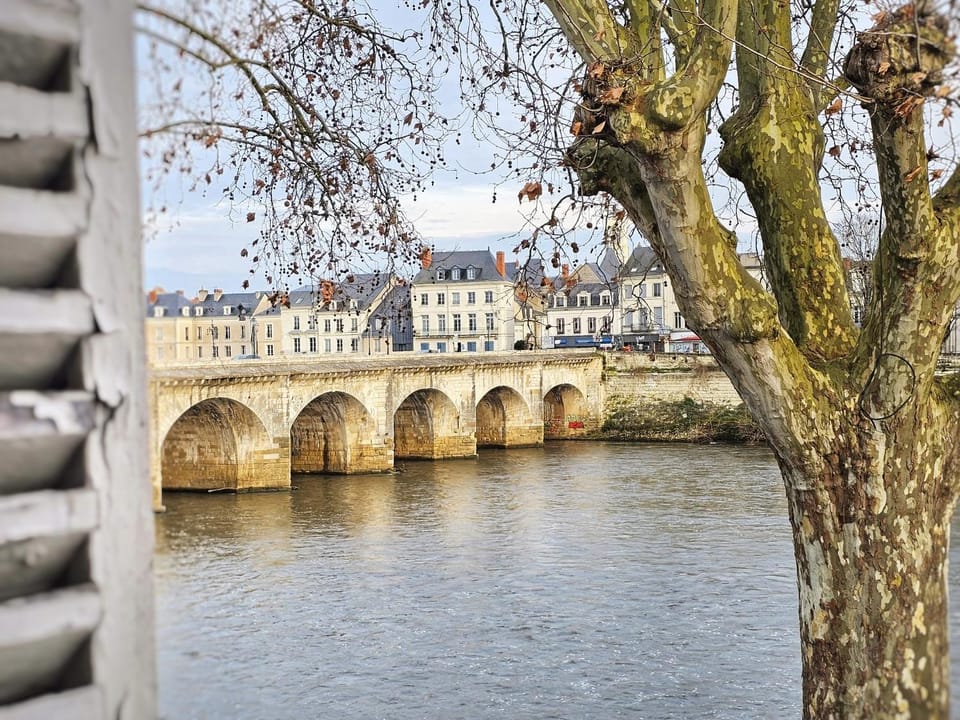 Landmark view, River view