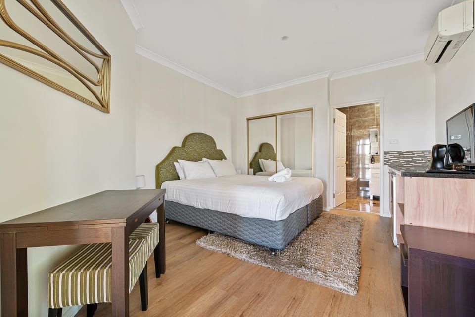 Perfectly Located Hunter Valley Villa House in Rothbury