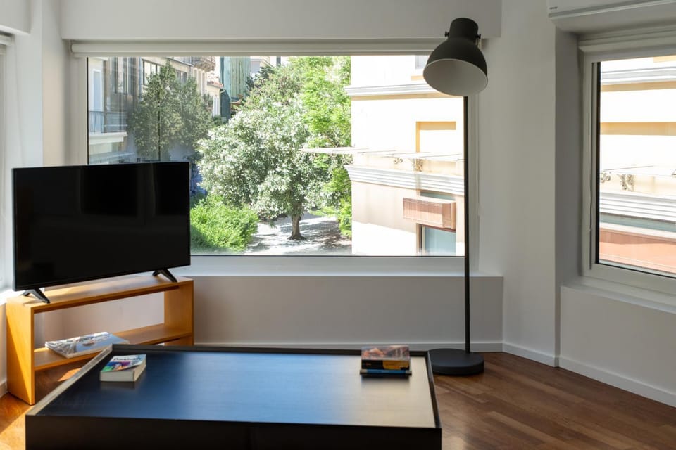 TV and multimedia, Seating area