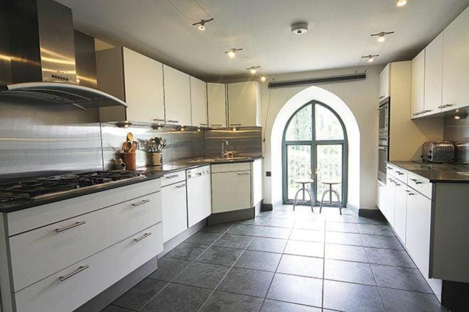 Property building, Kitchen or kitchenette
