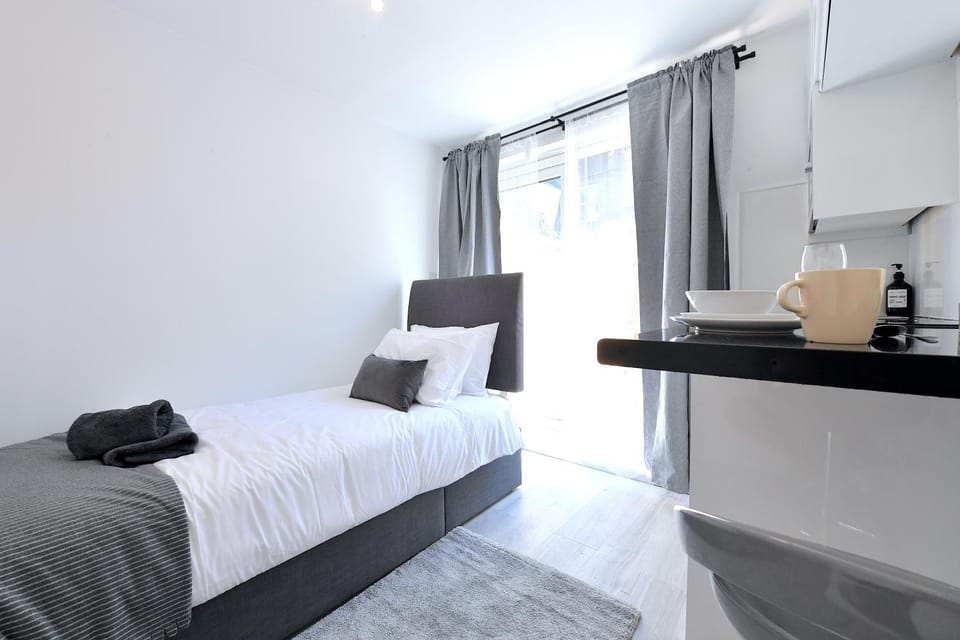 Stylish Studios by Luxestays Fulham Apartment in London