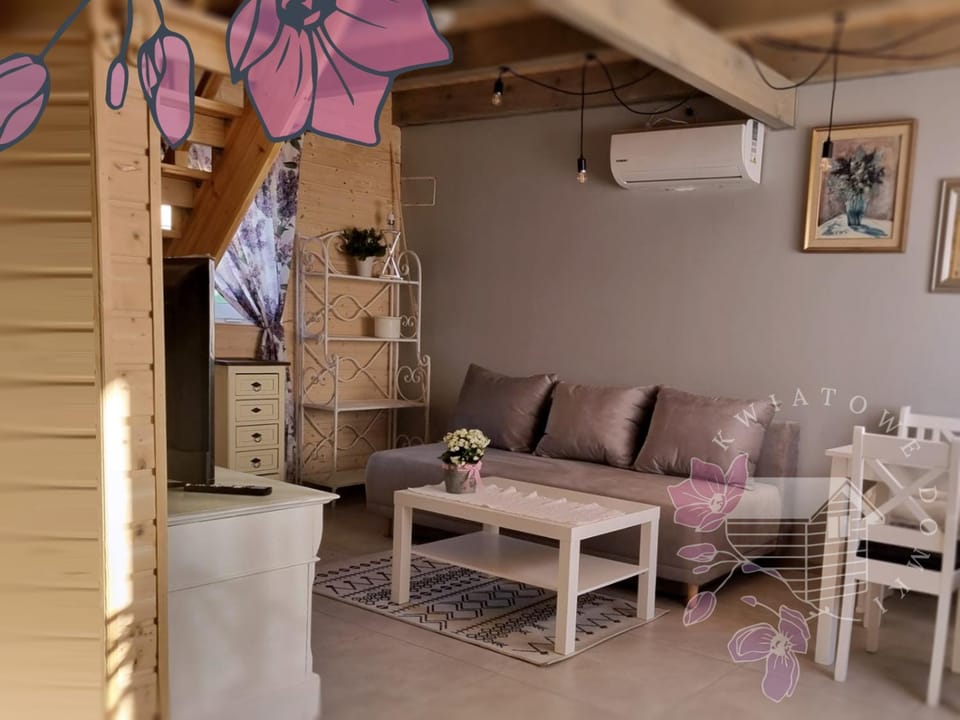 Kwiatowe Domki House in West Pomeranian Voivodeship, Poland