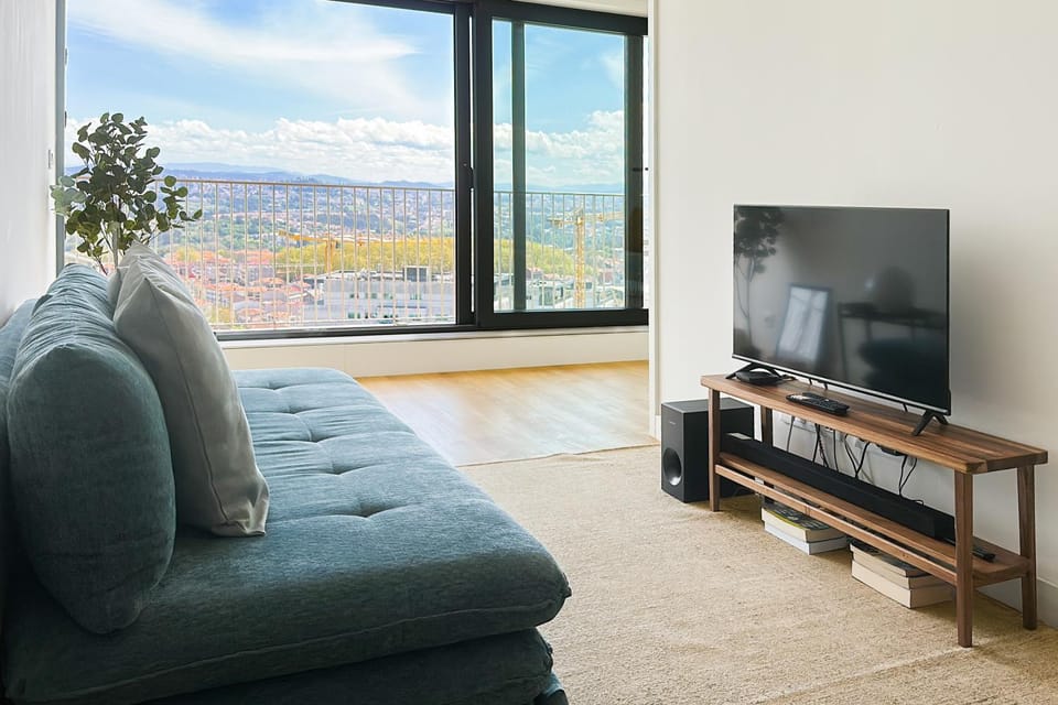 TV and multimedia, View (from property/room), Living room, Garden view, Pool view