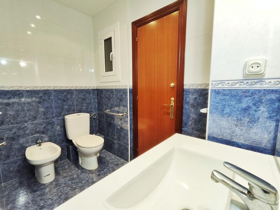 Shower, Toilet, Bathroom, bidet