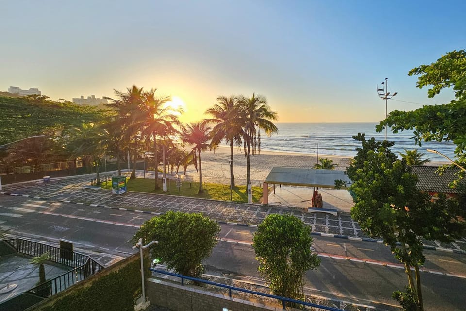Natural landscape, Beach, Bedroom, Sea view, Sunrise