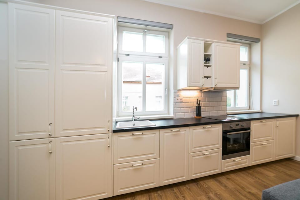 Kitchen or kitchenette, dishwasher, pet friendly, stove