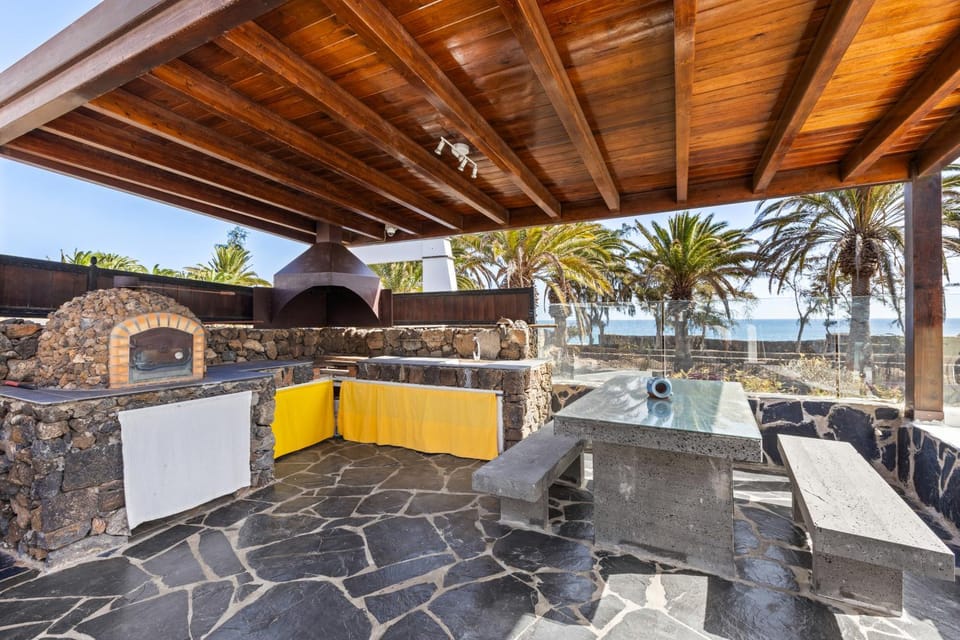 Villa a pie de mar Villa in Costa Teguise