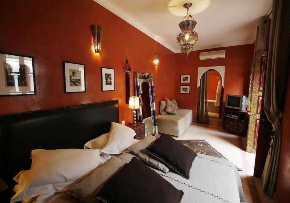 Bedroom, room service