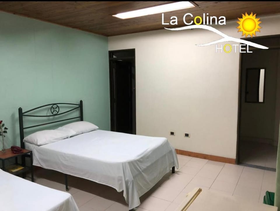 Hotel la colina Capsule hotel in Risaralda