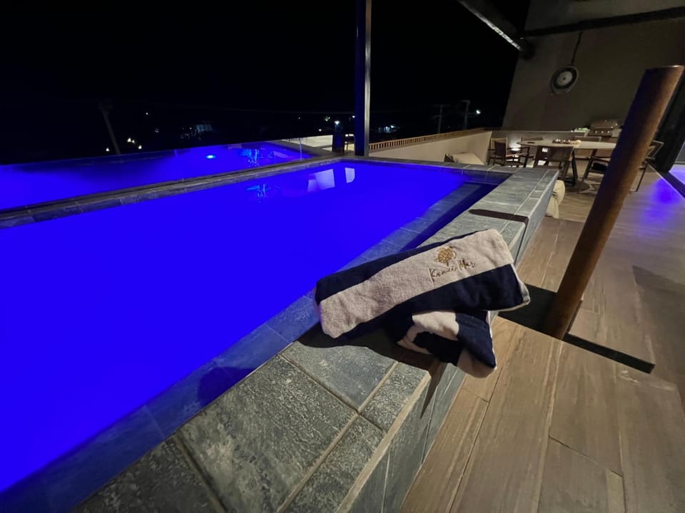 Swimming pool, Swimming pool