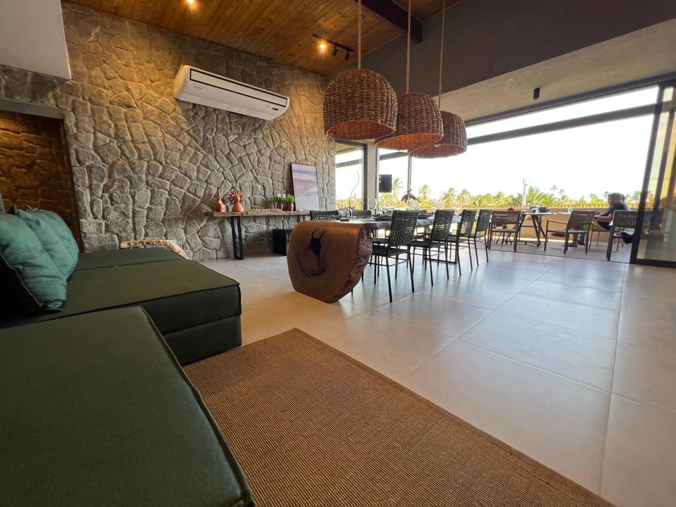 Living room, Dining area, air conditioner