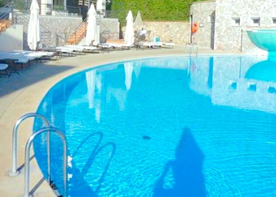 Sea view, Swimming pool