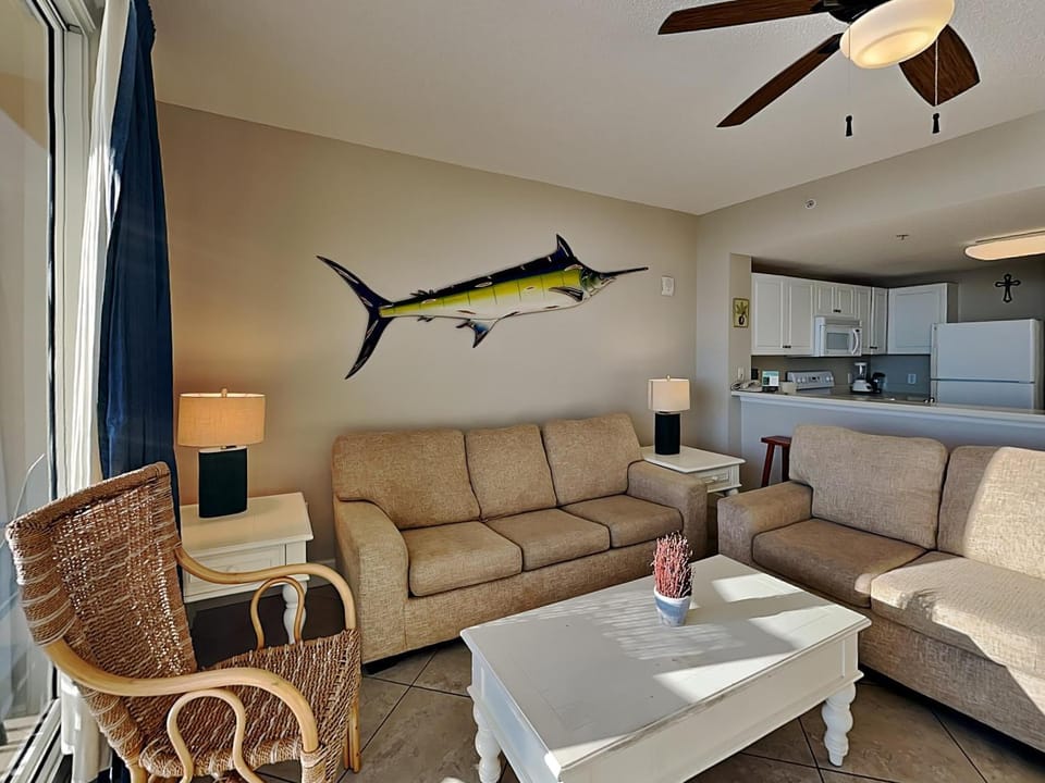 Kitchen or kitchenette, Living room, Seating area, furniture, heating