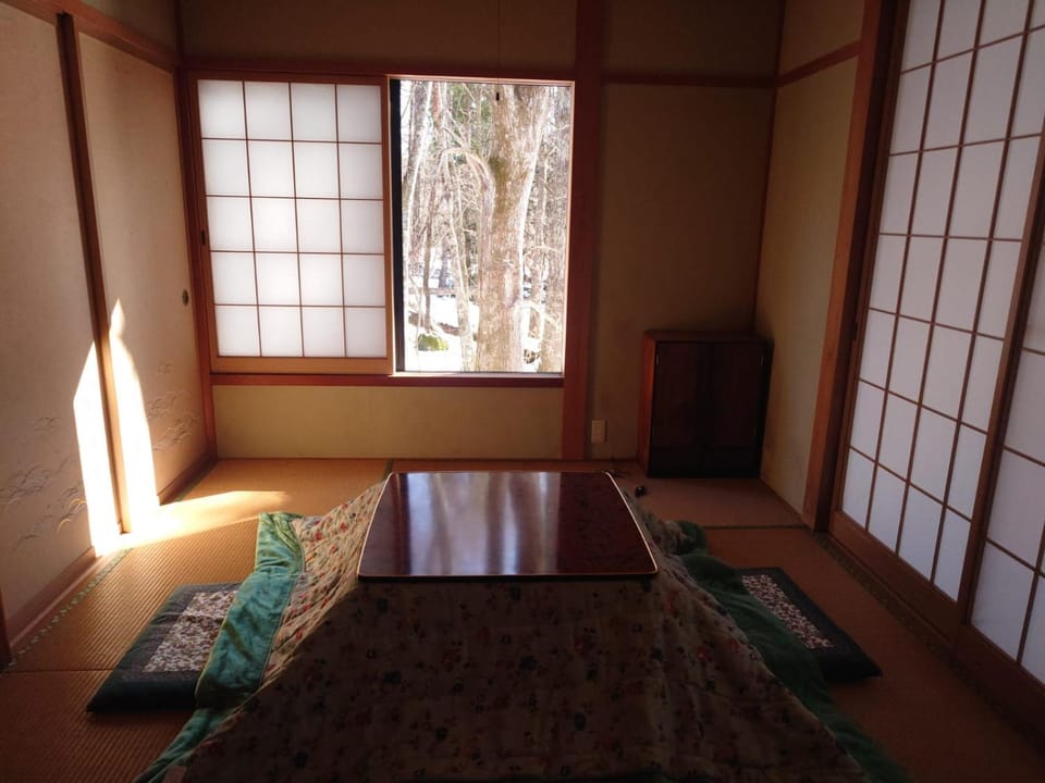 戸隠の自然に佇む 小さな一棟貸しコテージ Private Tiny Cottage in the Nature of Togakushi Breath in Earth Bed and Breakfast in Nagano Prefecture