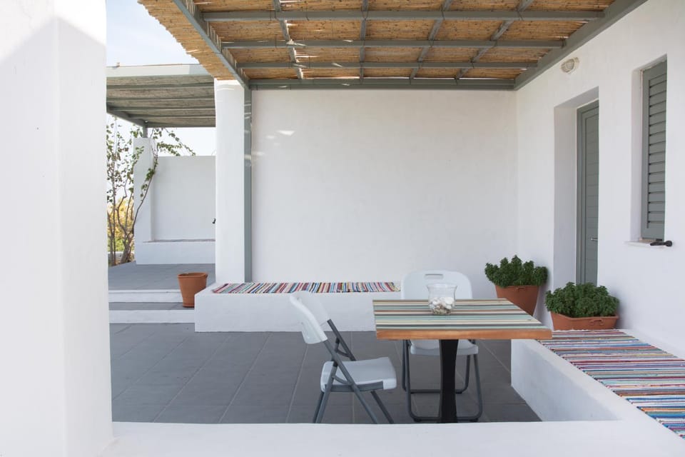 Patio, Seating area