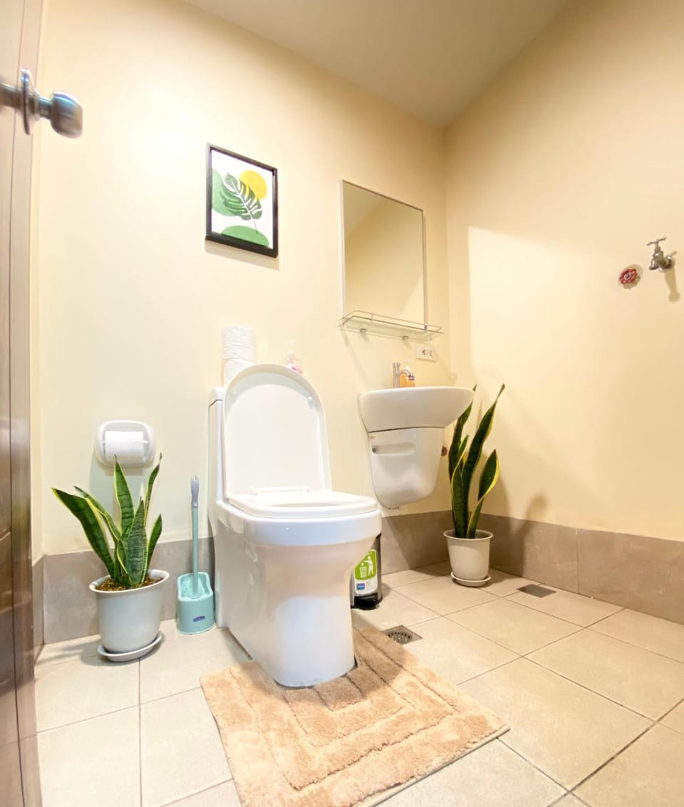 Toilet, Bathroom