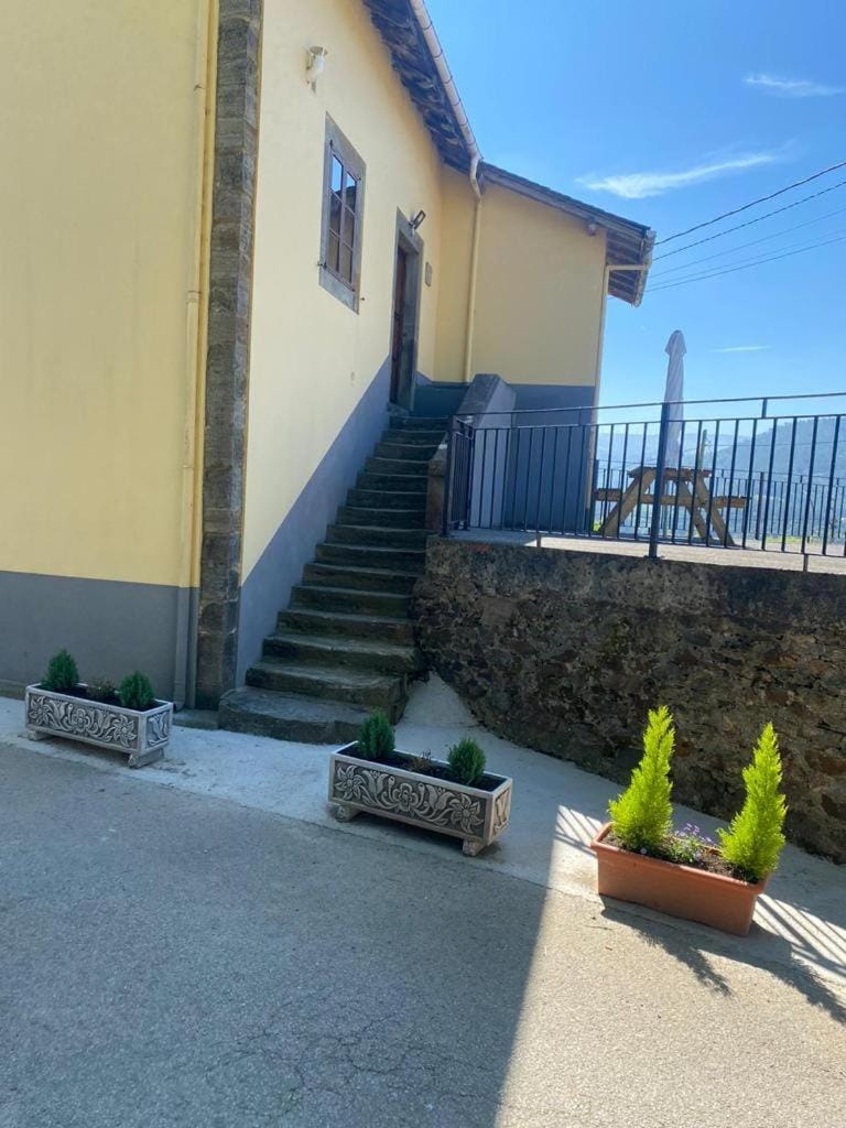 Casa Ezequiel House in Asturias