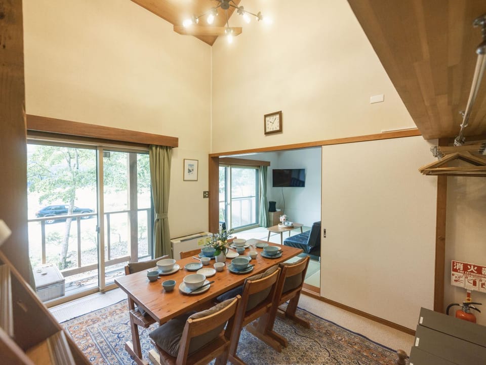 Cottage Snowhills Hakuba House in Hakuba
