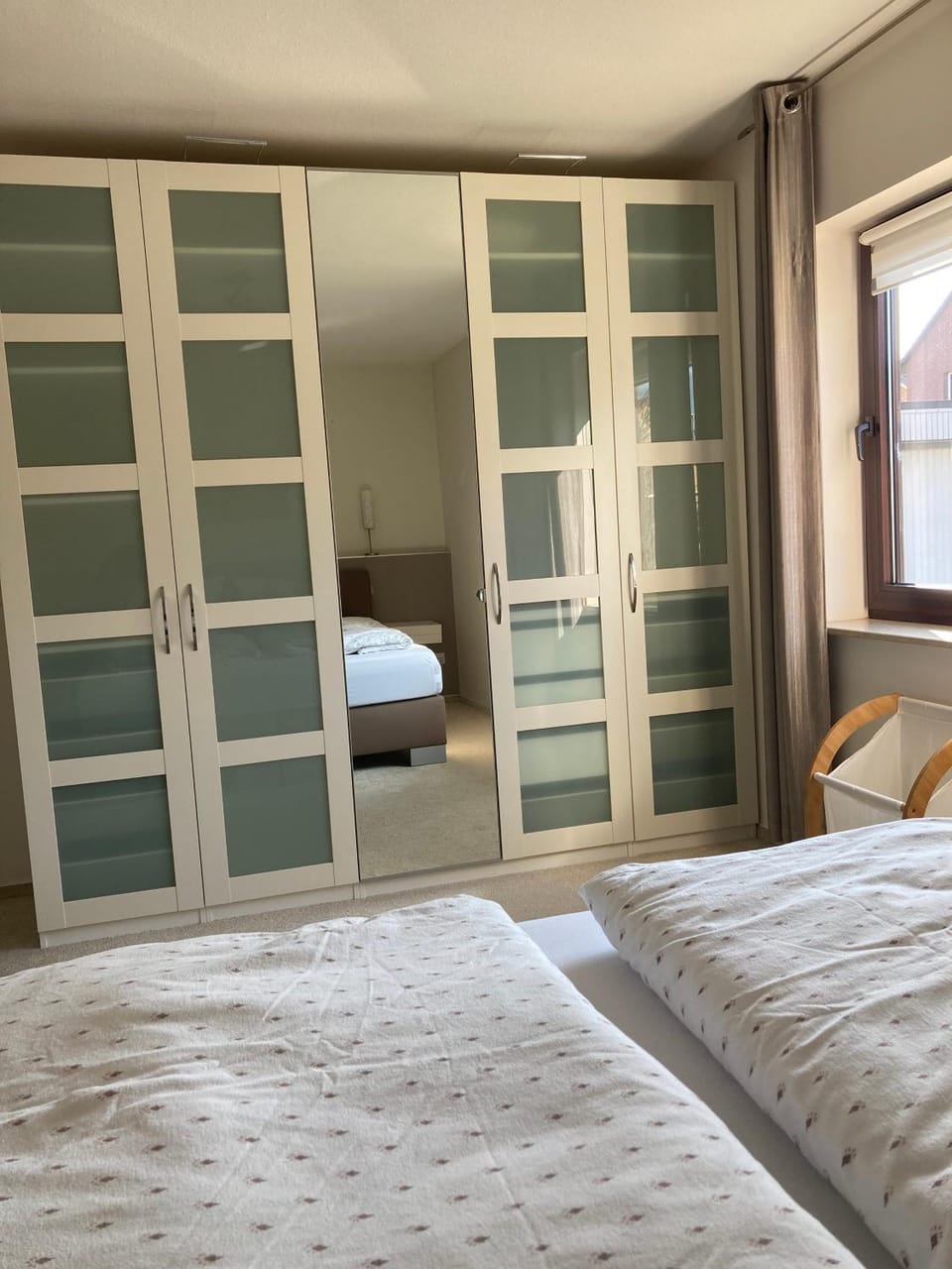 Bedroom, wardrobe