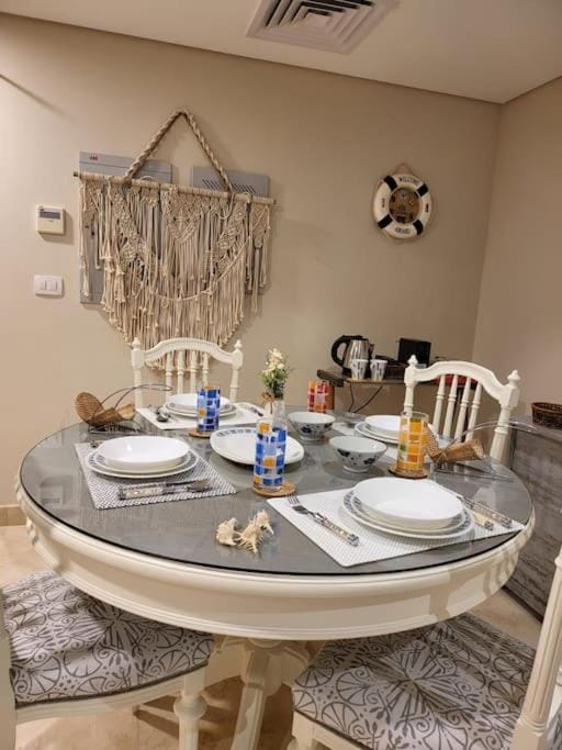 Mangroovy - 2BR Marvelous Pool View Apartment Apartment in Hurghada