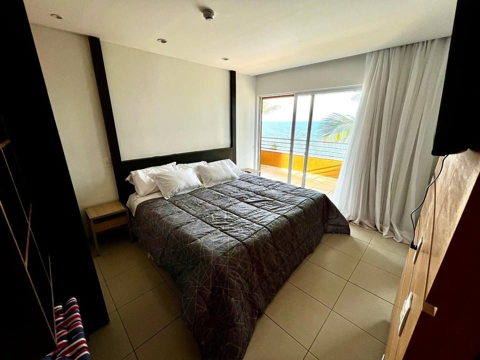 Natural landscape, Photo of the whole room, Bedroom, Sea view