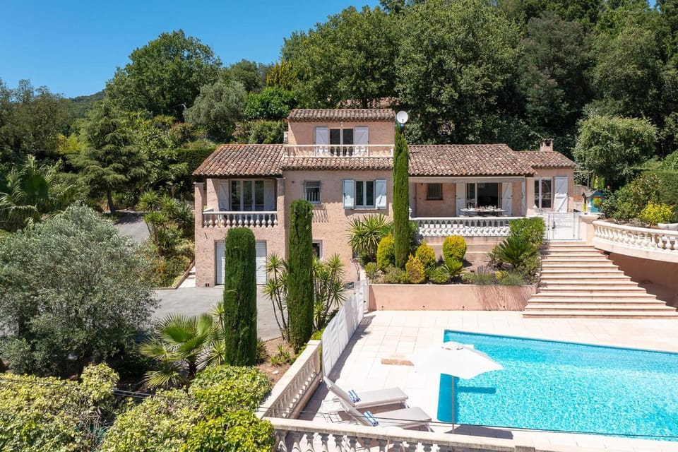 Villa La Bonne Etoile The Perfect Family Oasis Villa in Fréjus