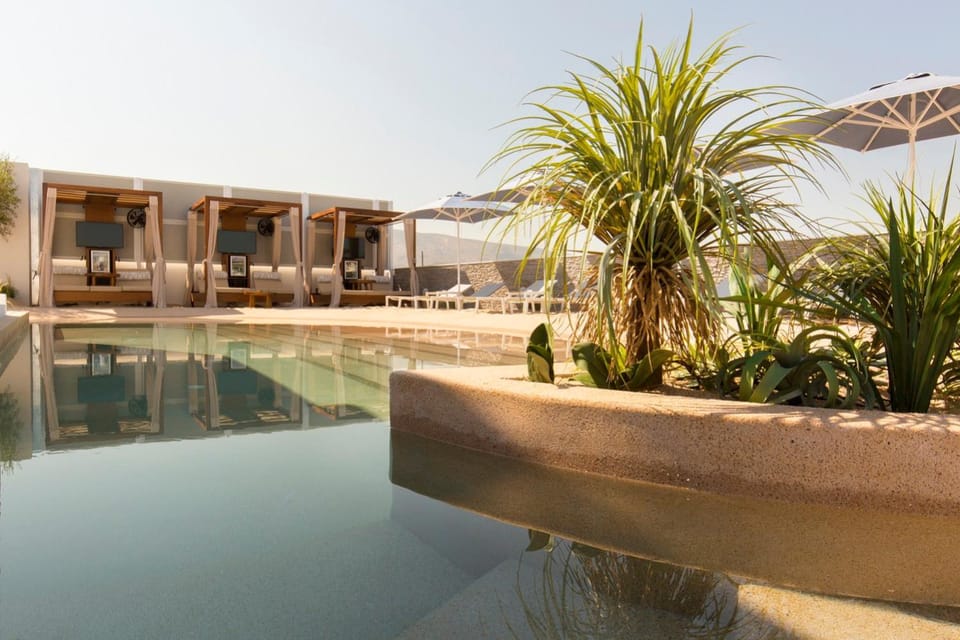Swimming pool, Swimming pool