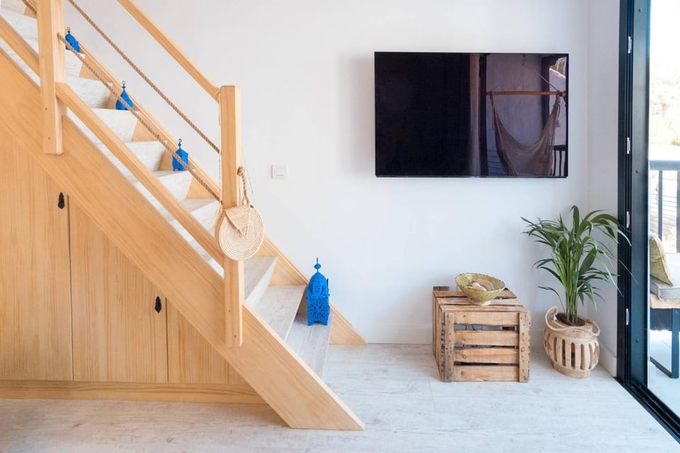 Communal lounge/ TV room, Living room