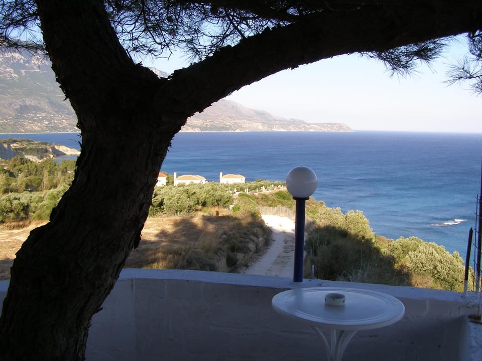 Day, Natural landscape, View (from property/room), Balcony/Terrace, Dining area, Mountain view, Sea view