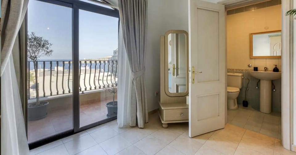 Toilet, Natural landscape, Bathroom, Sea view