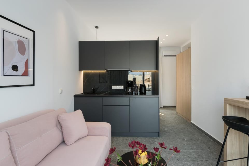 Voda Luxury Residence Penthouse #602 - Acropolis View Rooftop Apartment in Athens