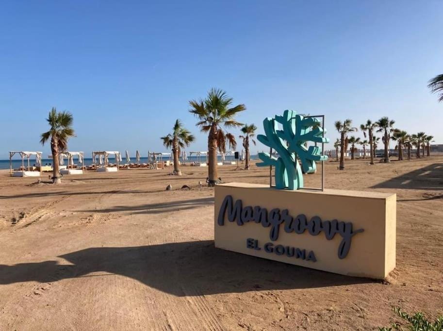 Mangroovy - 1BR Ravishing Lake and Mountain View Apartment in Hurghada