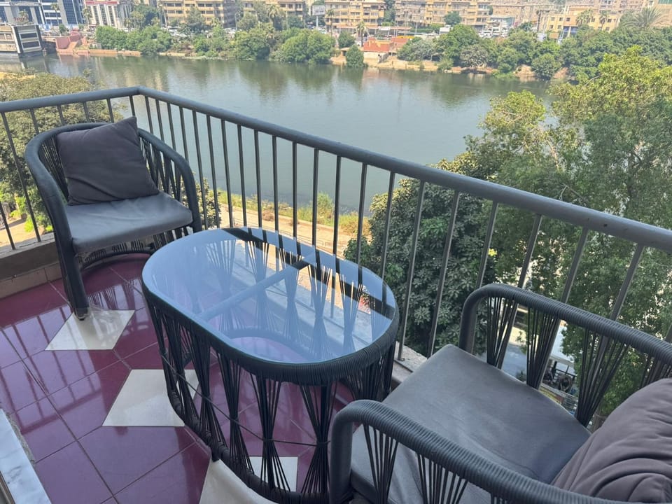 Day, Balcony/Terrace, City view, River view