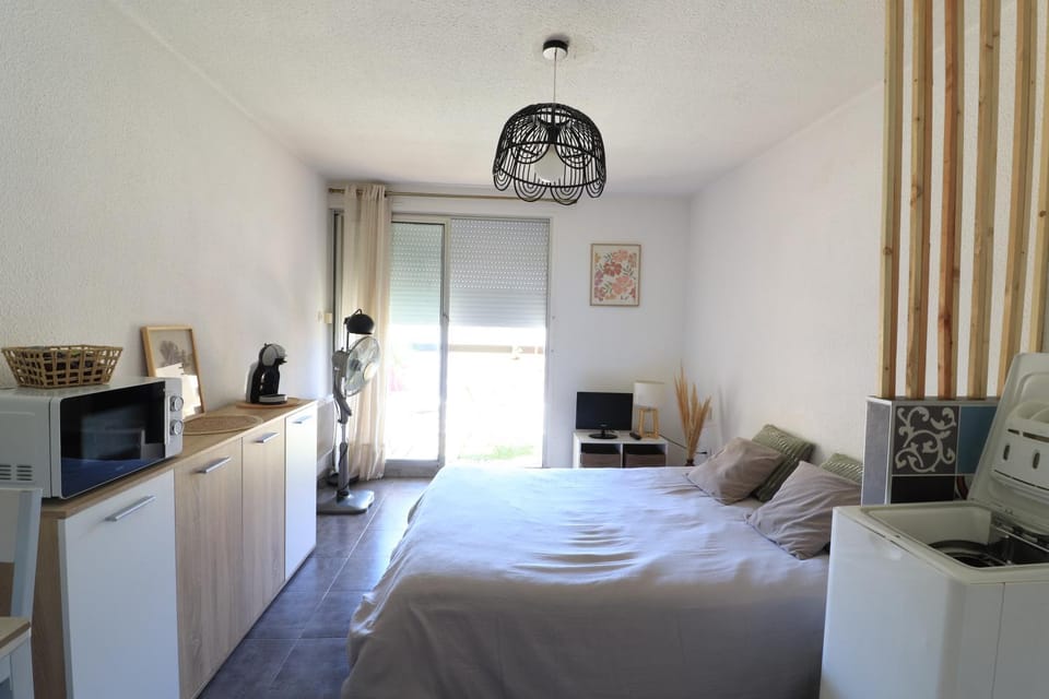 Studio avec Loggia idéal vacances Cap d'Agde Apartment in Agde
