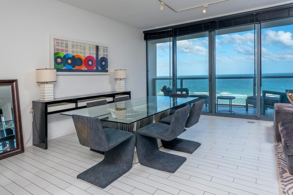 Oceanfront Private Residence at South Beach - 828 Apartment hotel in South Beach Miami