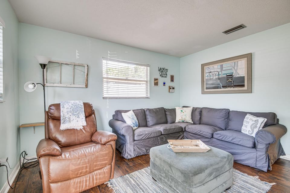 Cape Canaveral Cottage w/ Hot Tub: Walk to Beach House in Cape Canaveral