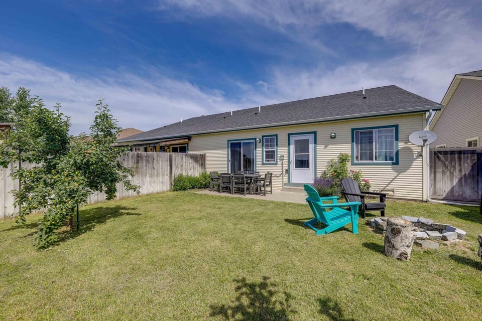 Family-Friendly Columbia Falls Townhome w/ Views! House in Columbia Falls