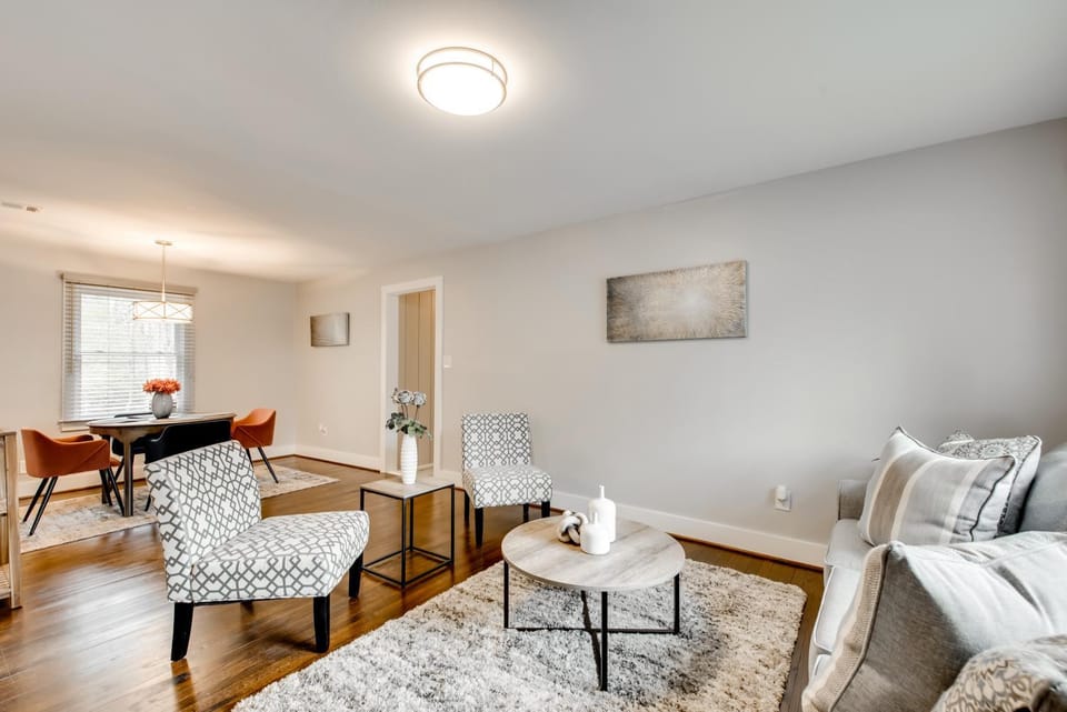 6 Mi to Mercedes-Benz! Pet-Friendly Yard in ATL House in Atlanta