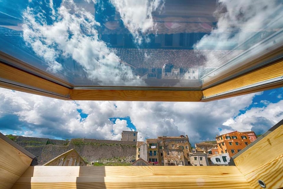View (from property/room), City view, Landmark view