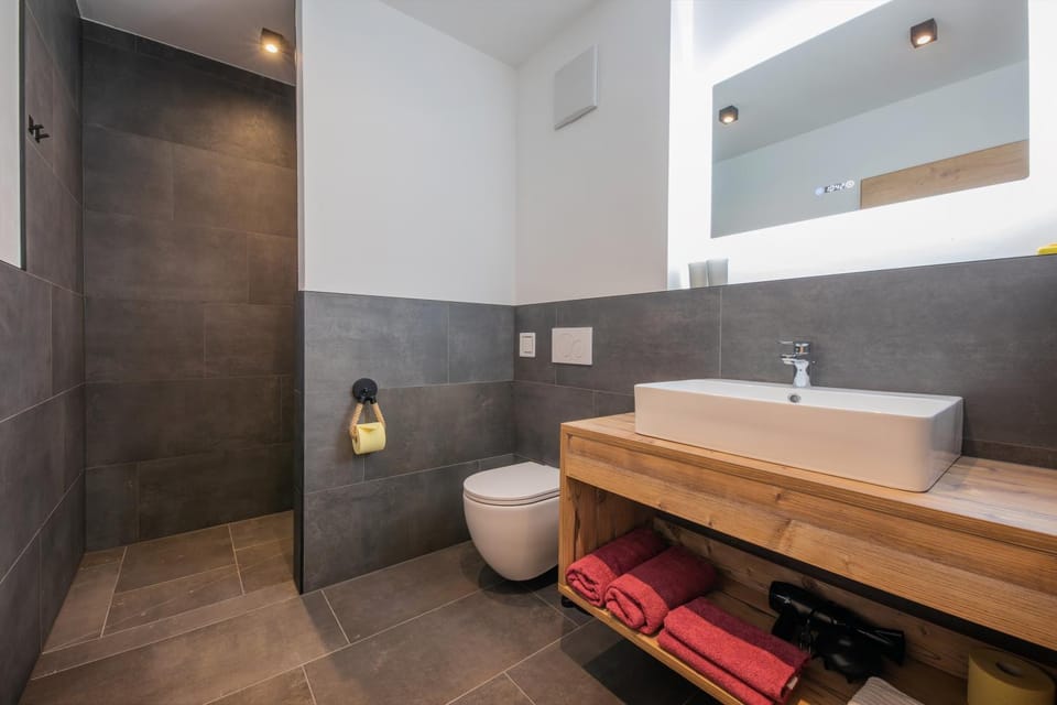 Mountainlights Apartment Apartment in Neustift im Stubaital