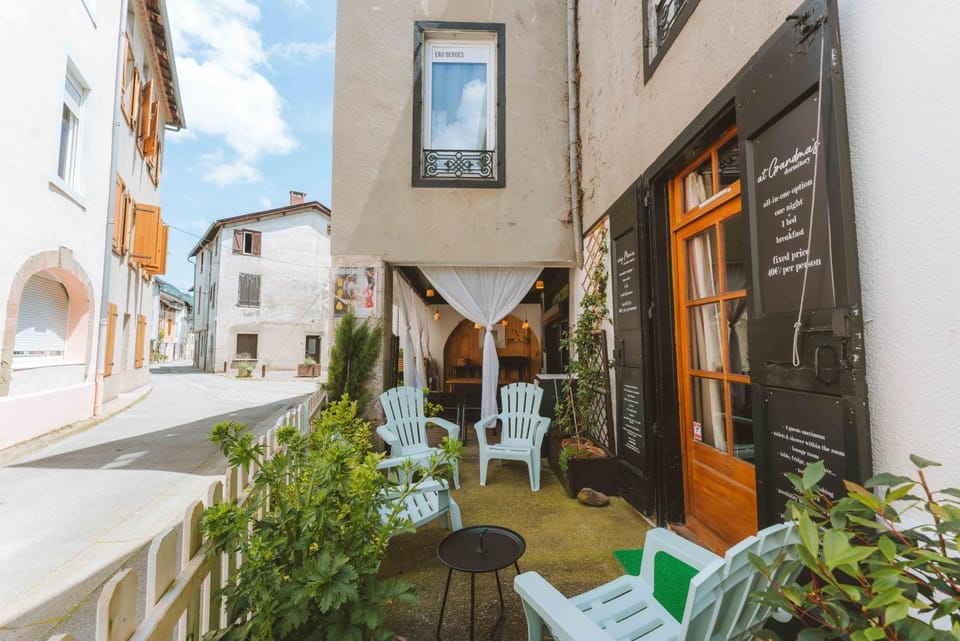 Property building, Patio, Patio