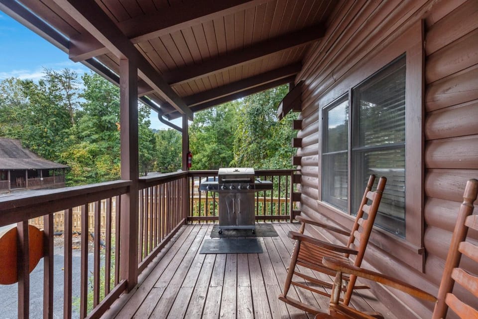 ER101 - Heavenly Hideaway Great location - Close to town! cabin Cabin in Pigeon Forge