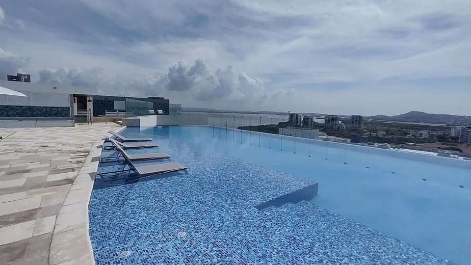 Day, Natural landscape, Mountain view, Pool view, Swimming pool, sunbed